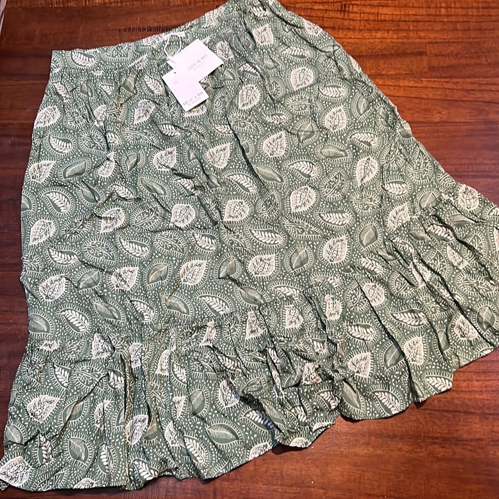 Beau & Ro by Sara Rossi Kate skirt Leaves